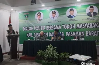 Kesbangpol Sumbar melaksanakan kegiatan pendidikan politik yang berlangsung, pada Kamis (15/5/2025) di Hotel Monopoli, Bukittinggi. (Foto: Putra)