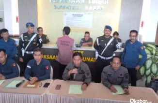 Asintel Kejati Padang saat memberikan keterangan pers (PS)
