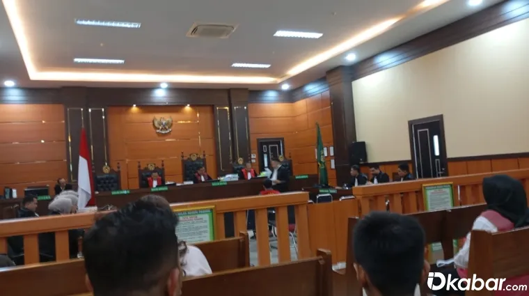 Suasana sidang perdana kasus dugaan korupsi penyalahgunaan Kredit Usaha Rakyat (KUR) periode 2022--2023,di Pengadilan Tindak Pidana Korupsi (Tipikor) pada Pengadilan Negeri Kelas IA Padang. (PS)