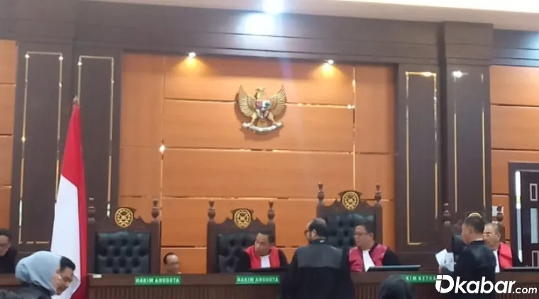 Suasana sidang perdana kasus dugaan korupsi penyalahgunaan Kredit Usaha Rakyat (KUR) periode 2022--2023,di Pengadilan Tindak Pidana Korupsi (Tipikor) pada Pengadilan Negeri Kelas IA Padang. (PS)