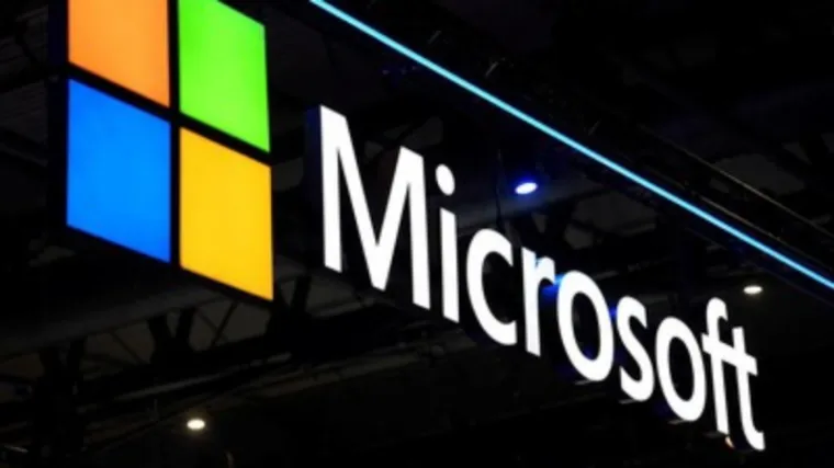 Microsoft menyebut personel mereka yang berbasis di China menghentikan dukungan teknis untuk sistem Departemen Pertahanan Amerika Serikat (DoD). (Foto: AFP/JOSEP LAGO)