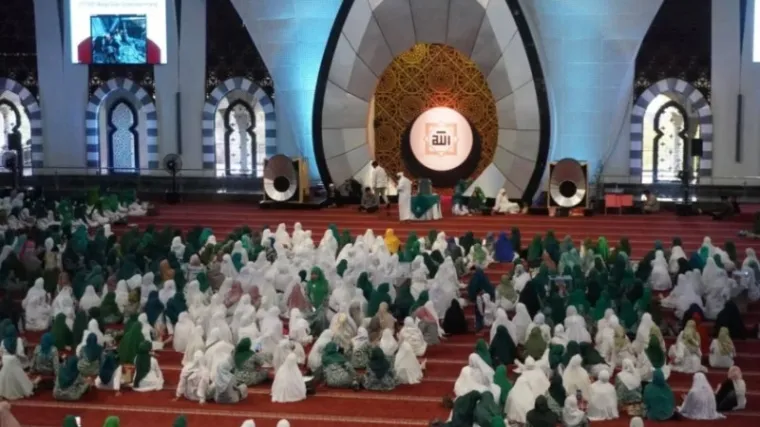 Peringatan Milad ke-16 Majelis Taklim Indonesia (MTI) Kota Padang di Masjid Raya Syekh Ahmad Khatib Al-Minangkabawi. (Ist)