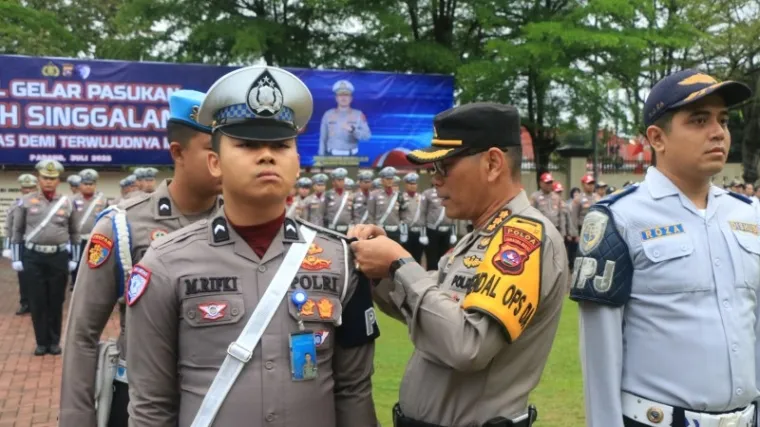 Pelaksanaan Apel Pasukan dalam rangka Operasi Patuh Singgalang Tahun 2025 di halaman Polda Sumbar. (Ist)