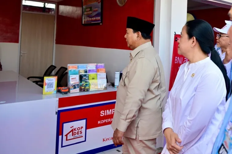 Ketua DPR RI Puan Maharani dan Presiden Prabowo Subianto menghadiri peluncuran Koperasi Desa Merah Putih di Klaten, Jawa Tengah, Senin (21/7/2025). (Foto: Ist)