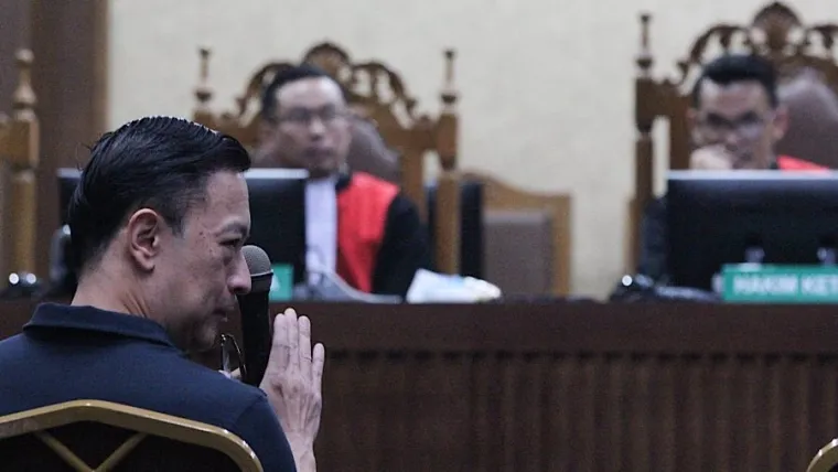 Mantan Mendag, Thomas Trikasih Lembong (Tom Lembong) menjalani sidang di Pengadilan Tipikor, Kamis (6/3/2025). (Bloomberg Technoz/Andrean Kristianto)