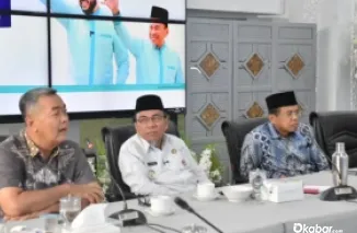 Wakil Wali Kota Padang Maigus Nasir saat memimpin Rapat Optimalisasi Launching Smart Surau. (Ist)