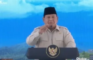 Presiden Prabowo Subianto pada acara peluncuran kelembagaan Koperasi Desa (Kopdes) Merah Putih, di Klaten, Jawa Tengah, Senin (21/7/2025) - BISNIS/Youtube Setpres.