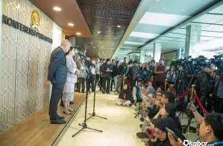 Ketua DPR RI Puan Maharani memberikan keterangan pers di Gedung DPR, Kompleks Parlemen, Jakarta. (Foto: Ist)