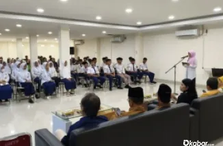 Peluncuran Sekolah Rakyat (SR) di Universitas Negeri Padang (UNP), Kota Padang, Sumatera Barat (Sumbar).