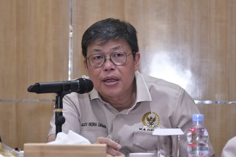 Alex Indra Lukman menyebutkan pertanian organik Sawah Pokok Murah Sumbar butuh dukungan Pemprov seperti Bali. (Foto: Ist)