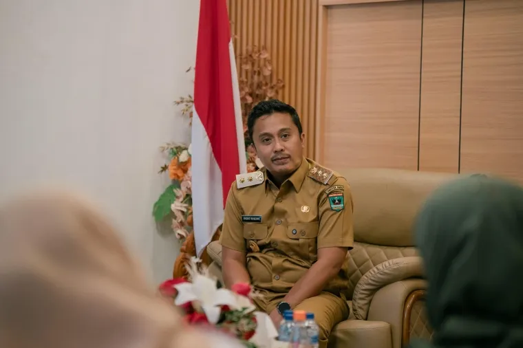 Wakil Gubernur Sumbar Vasko Ruseimy