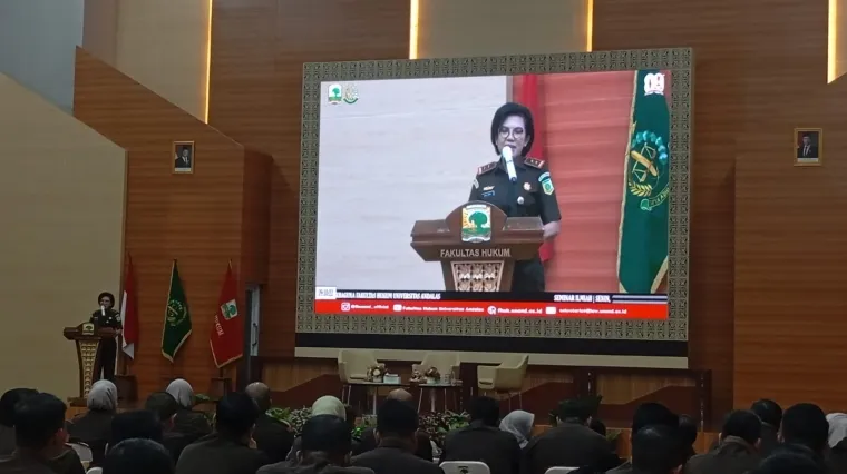 Keynote speech disampaikan Kepala Kejati Sumbar, Yuni Daru Winarsih, S.H., M.Hum.