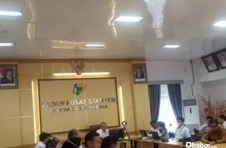 Kepala BPS Sumbar Sugeng Arianto, memaparkan Berita Resmi Statistik (BRS). (Ist)