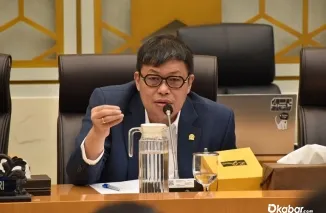Wakil Ketua Komisi IV DPR RI, Alex Indra Lukman dalam Rapat Kerja Komisi IV DPR RI. (Foto: Ist)