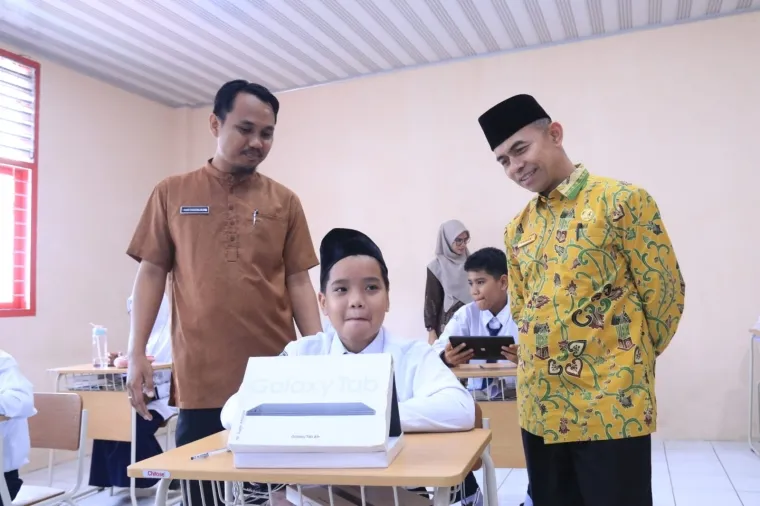 MTs Quranic Scientia: Wajah Baru Pendidikan Islam Berbasis Digital Pertama di Sumbar