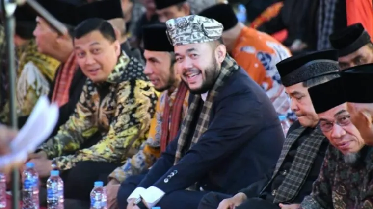 Fauzi Bahar Sandang Gelar Datuak Sati, Fadly Amran Sebut Prosesi Batagak Panghulu Jaga Marwah Minangkabau
