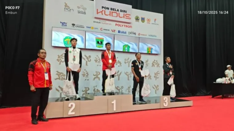 Kalahkan Juara Bertahan dan Menang Dramatis di Final, Yusril Mahendra Sabet Emas Sambo untuk Sumbar