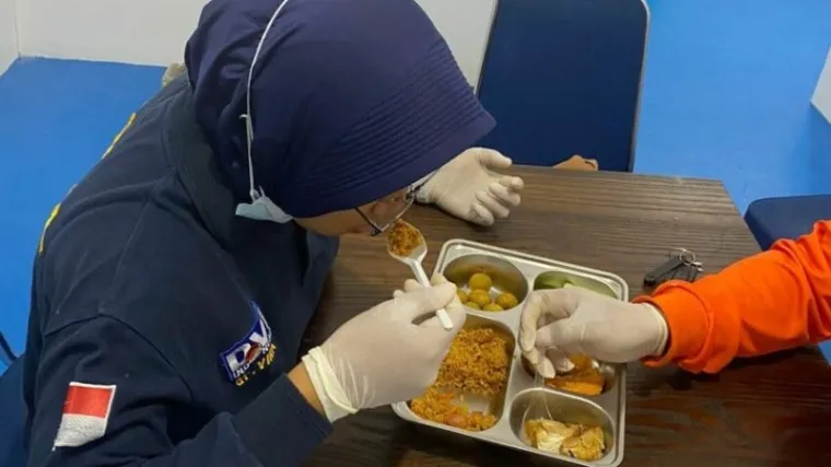 Kapolda Sumbar Pastikan Program Makanan Sekolah Aman dan Sesuai Standar