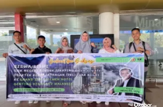 SMK Negeri 1 Lubuk Sikaping melepas enam siswa untuk mengikuti Praktik Kerja Lapangan (PKL) di Grand Ion Delemen Hotel, Genting Highland  Malaysia.