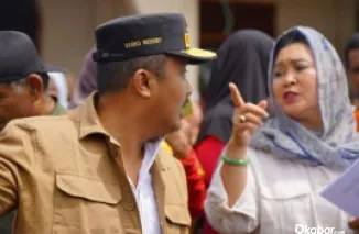 Wakil Gubernur Sumatera Barat (Sumbar), Vasko Ruseimy mendampingi Ketua Komisi IV DPR RI, Siti Hediati Hariyadi atau Titiek Soeharto