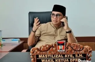 Wakil Ketua DPRD Kota Padang, Mastilizal Aye, saat memberikan keterangan pers terkait beban anggaran gaji PPPK, Senin (15/6/2026). (Foto: Ist)