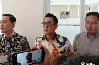 Ketua Komisi II Rachmad Wijaya pimpin rapat bersama Pertamina & Dinas Perdagangan. (Foto: Ist)