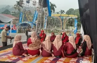 Festival Alua Pasambahan di Nagari Tanjuang Baringin. (Foto: Ist)