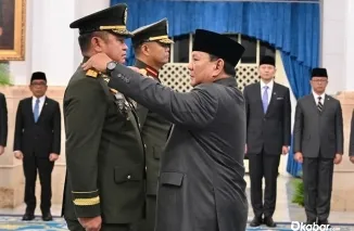 Presiden Prabowo Subianto melantik Jenderal TNI Maruli Simanjuntak sebagai Wakil Panglima TNI di Istana Negara, Kamis (15/10/2026). (Foto: Ist)